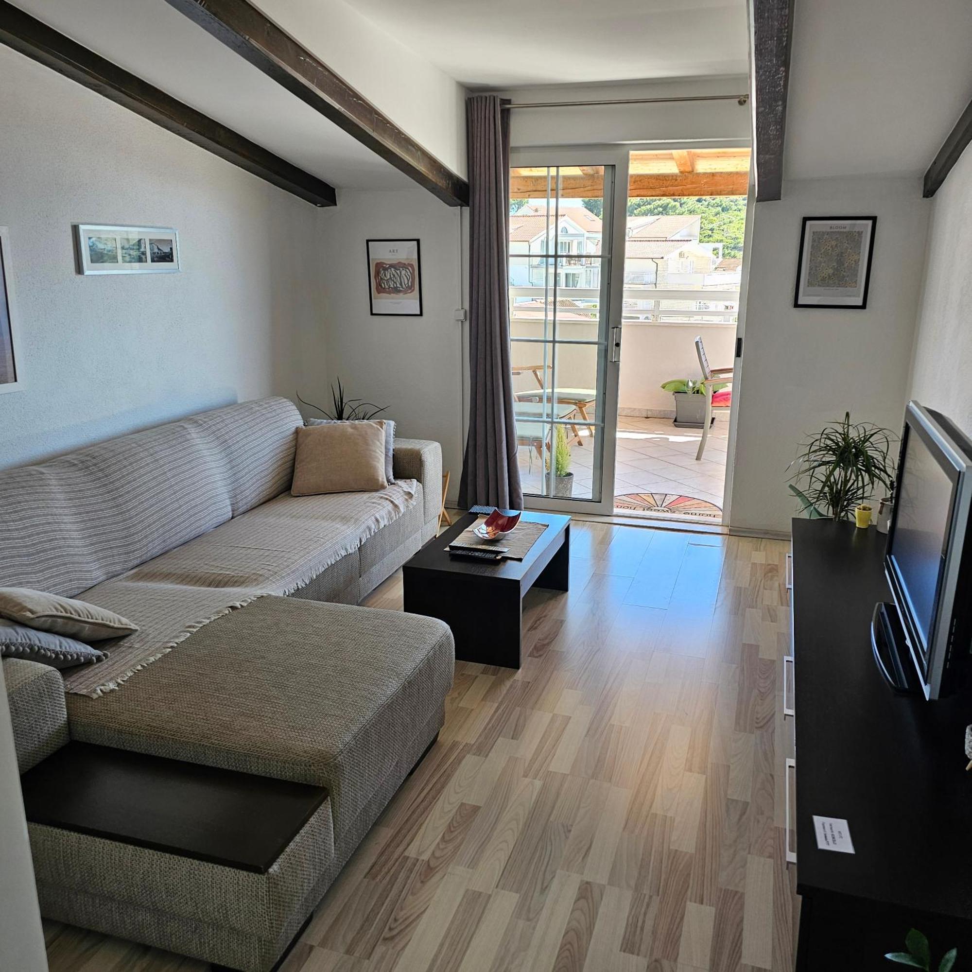 Apartment Kokolo Sea View Hvar Hvar Town Bagian luar foto